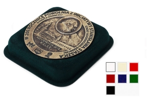 pouzdro - imitace sametu na medaili cti, za statečnost, vojenské, za zásluhy. MCC Metalcasts výroba a prodej pouzder na medaile
